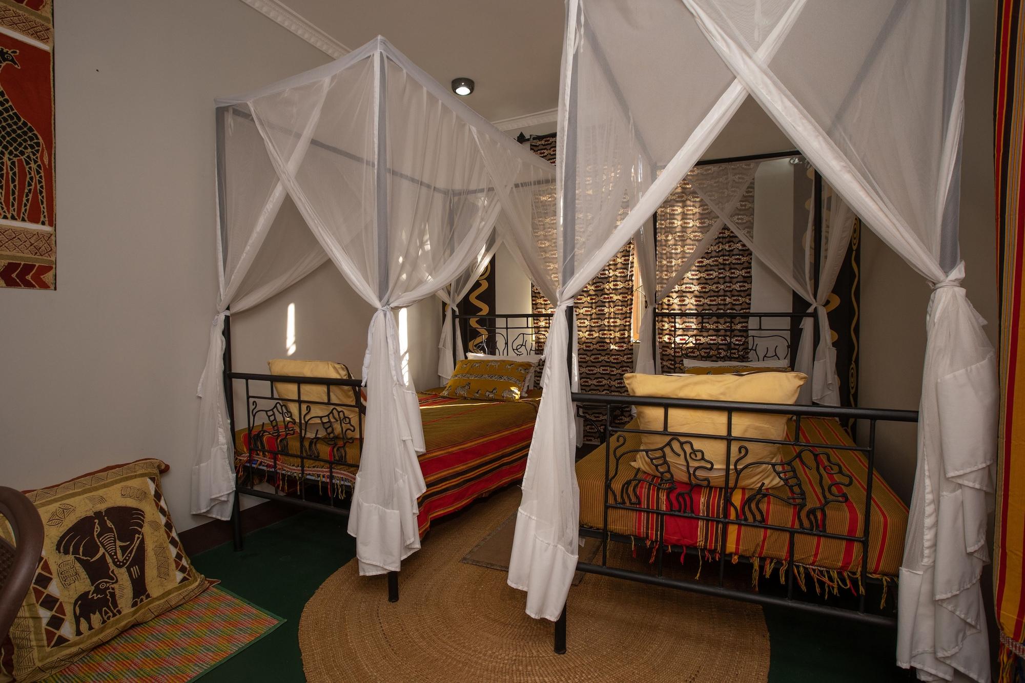 Korona Villa Lodge Аруша Екстериор снимка