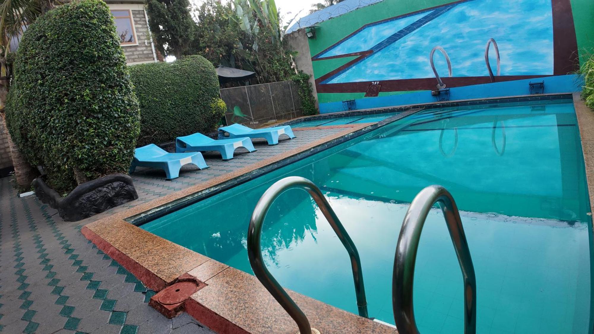 Korona Villa Lodge Аруша Екстериор снимка