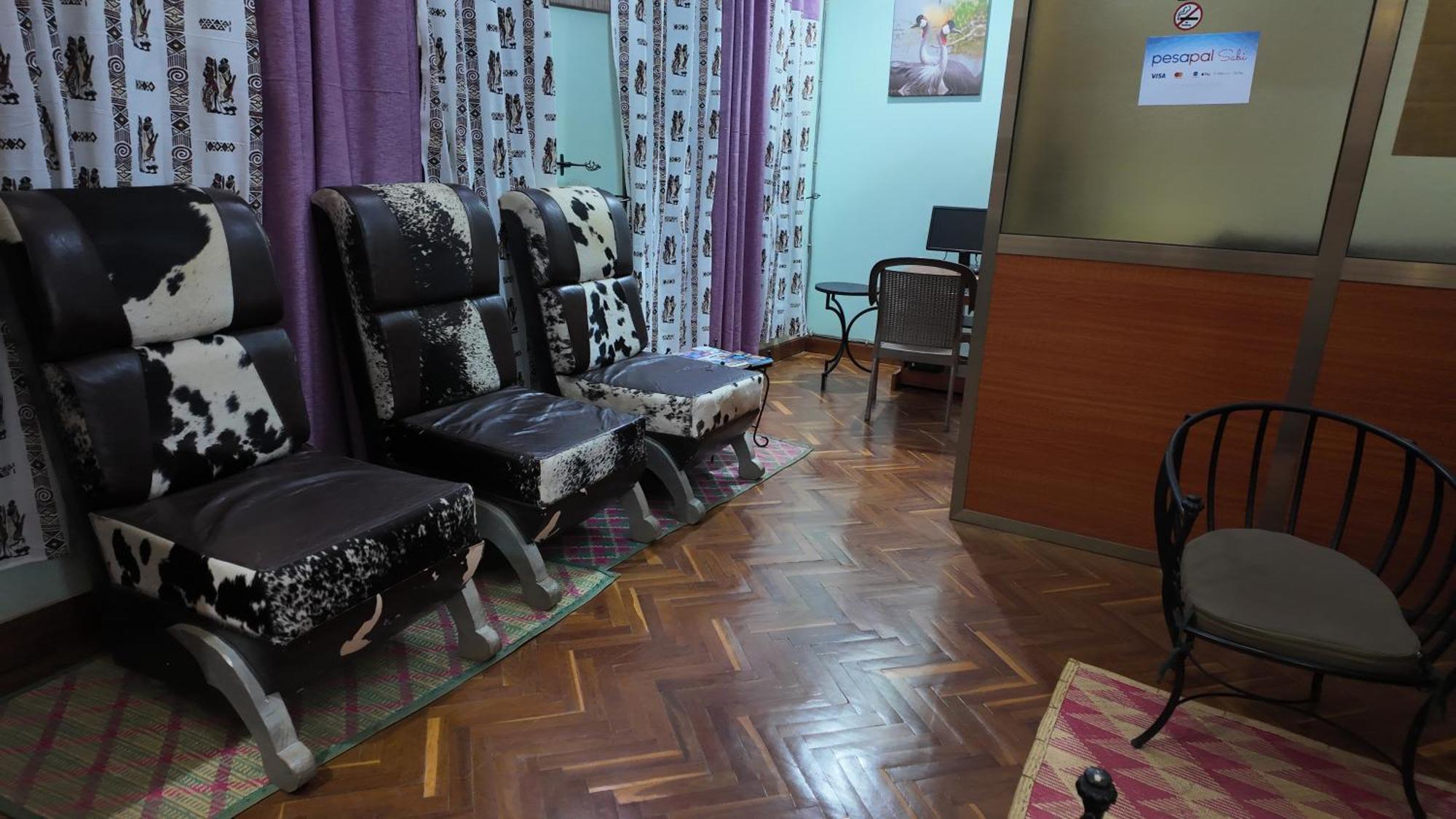 Korona Villa Lodge Аруша Екстериор снимка