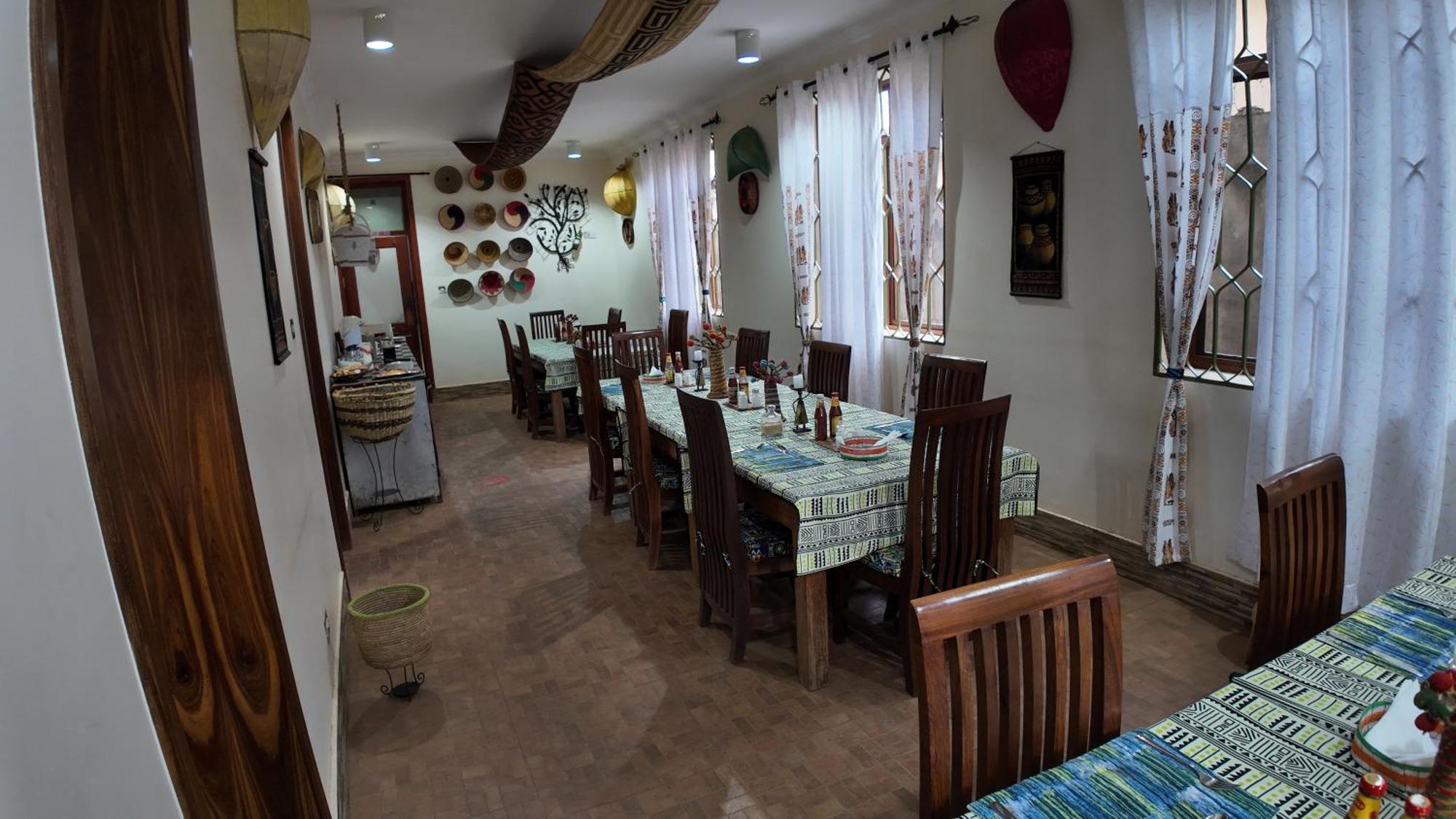 Korona Villa Lodge Аруша Екстериор снимка