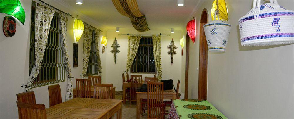 Korona Villa Lodge Аруша Екстериор снимка