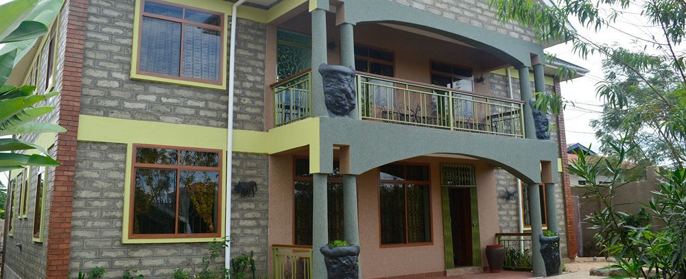 Korona Villa Lodge Аруша Екстериор снимка